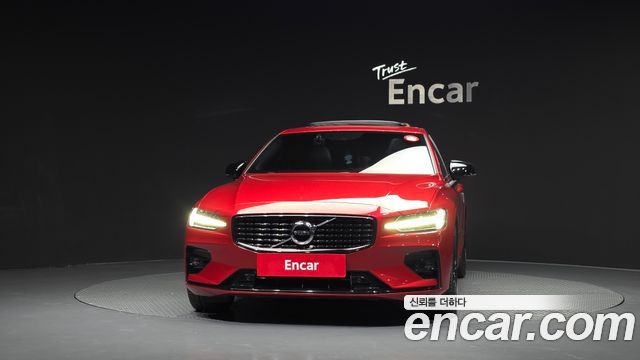 Volvo S60 (III) B5 R-Design 2022 — фото 3