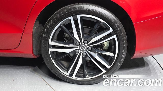 Volvo S60 (III) B5 R-Design 2022 — фото 21