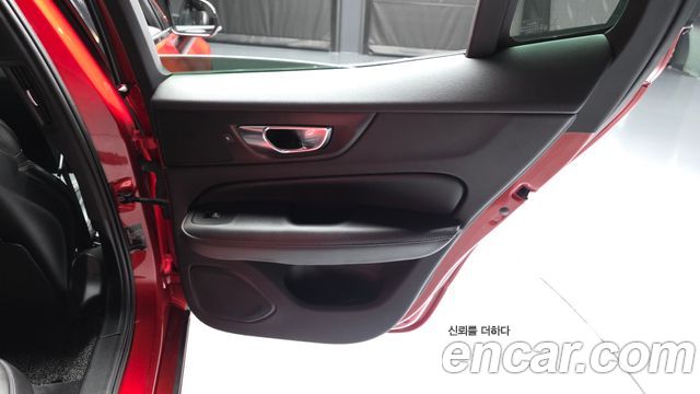 Volvo S60 (III) B5 R-Design 2022 — фото 25