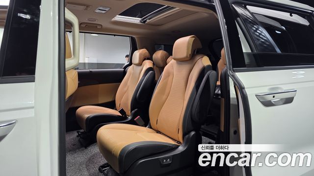 Kia Carnival (IV) Gasoline 9-Seater Signature 2023 — фото 11