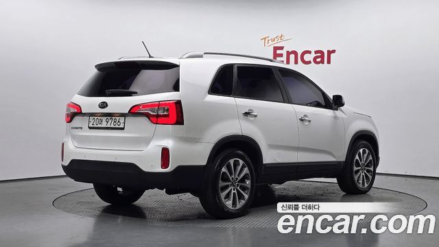 Kia Sorento R Diesel 2.0 2WD Trendy 2014 — фото 2