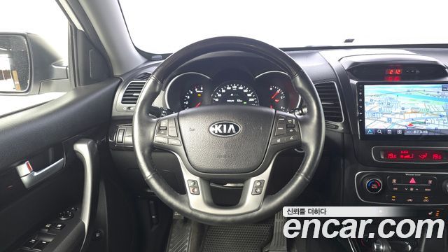 Kia Sorento R Diesel 2.0 2WD Trendy 2014 — фото 12