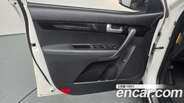 Kia Sorento R Diesel 2.0 2WD Trendy 2014 — фото 24
