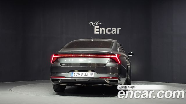 Kia K8 2.5 Gasoline 2WD Noblesse 2022 — фото 4