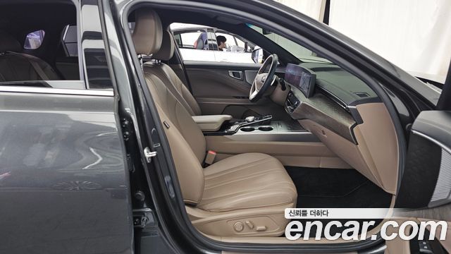 Kia K8 2.5 Gasoline 2WD Noblesse 2022 — фото 11