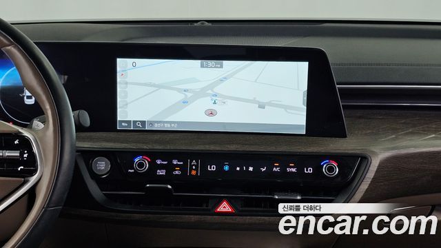 Kia K8 2.5 Gasoline 2WD Noblesse 2022 — фото 14