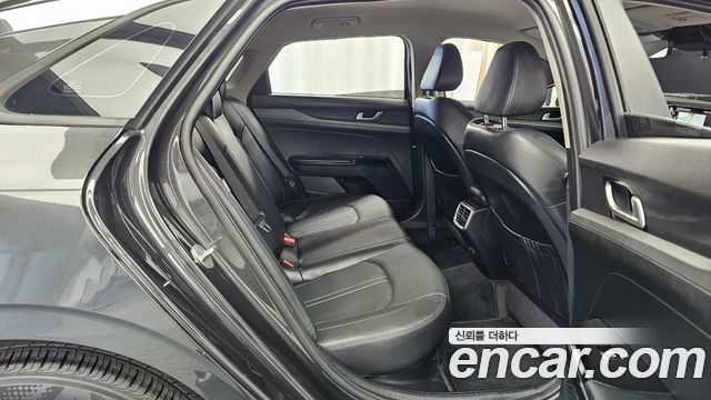 Kia K5 Hybrid (III) Prestige 2022 — фото 11