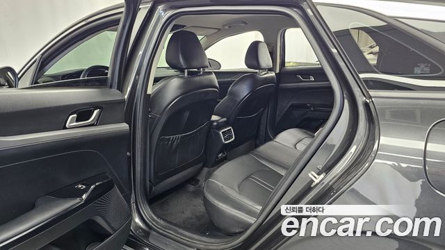 Kia K5 Hybrid (III) Prestige 2022 — фото 12