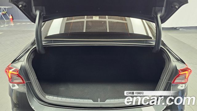 Kia K5 Hybrid (III) Prestige 2022 — фото 15