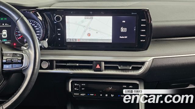 Kia K5 Hybrid (III) Prestige 2022 — фото 16
