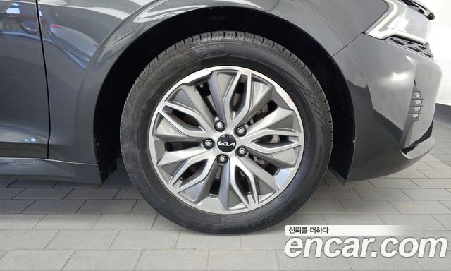 Kia K5 Hybrid (III) Prestige 2022 — фото 21
