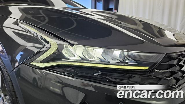 Kia K5 Hybrid (III) Prestige 2022 — фото 22