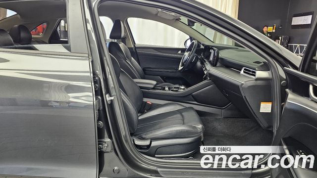 Kia K5 Hybrid (III) Prestige 2022 — фото 26
