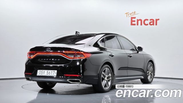 Hyundai Grandeur (IG) 3.0 Exclusive 2018 — фото 2