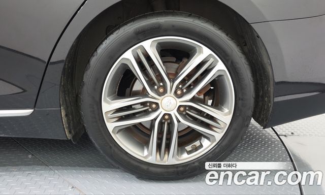 Hyundai Grandeur (IG) 3.0 Exclusive 2018 — фото 21