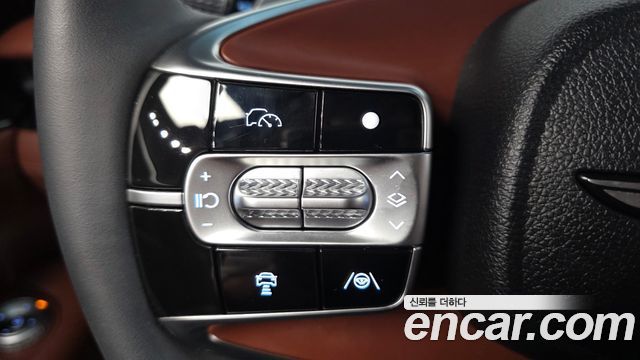 Genesis G90 (RS4) Gasoline 3.5 Turbo AWD 2025 — фото 37
