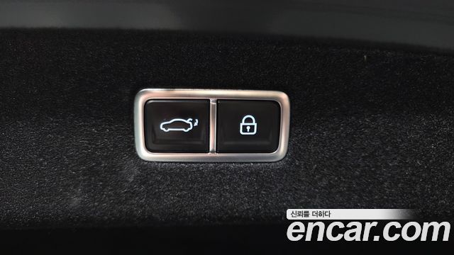 Genesis G90 (RS4) Gasoline 3.5 Turbo AWD 2025 — фото 39