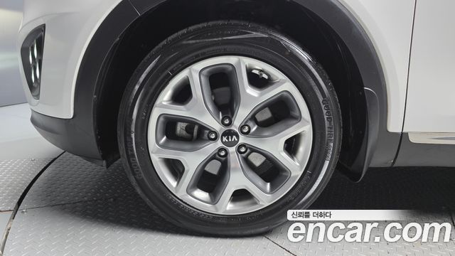 Kia Sorento Diesel 2.0 4WD Prestige 2016 — фото 5
