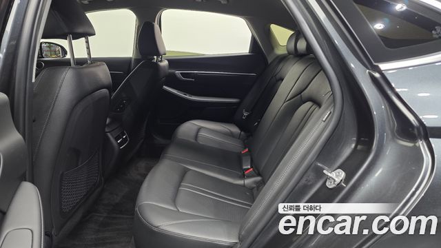 Hyundai Sonata The Edge (DN8) 1.6 Turbo Exclusive 2025 — фото 12