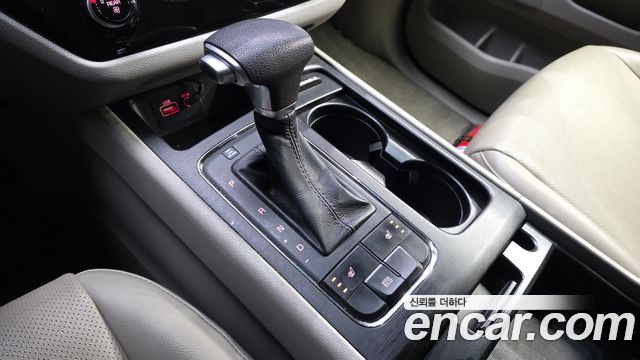 Kia Carnival 11-seater Deluxe 2017 — фото 9