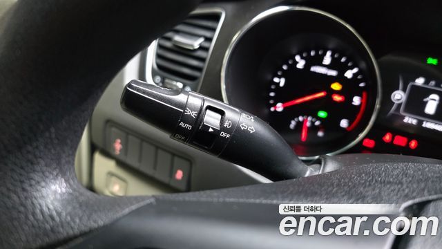Kia Carnival 11-seater Deluxe 2017 — фото 27