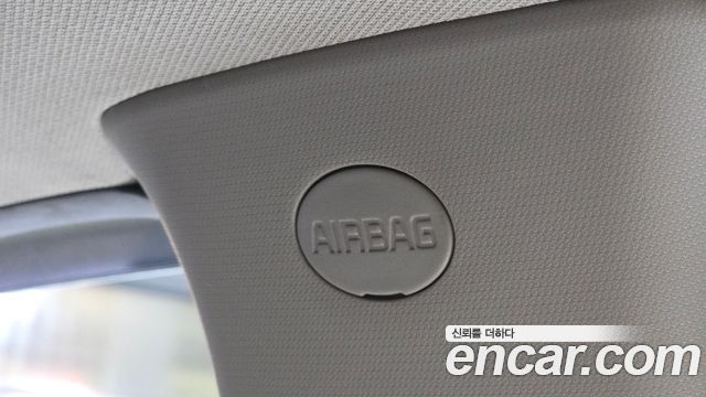 Kia Carnival 11-seater Deluxe 2017 — фото 32