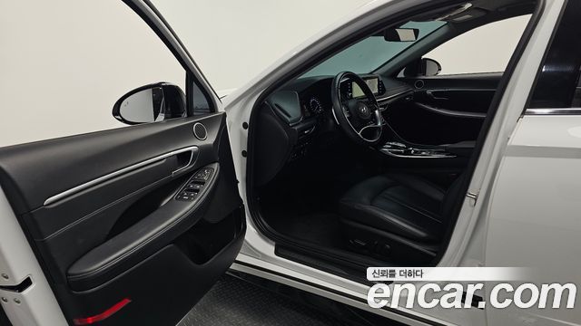 Hyundai Sonata (DN8) 2.0 Premium Plus 2023 — фото 10