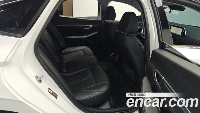 Hyundai Sonata (DN8) 2.0 Premium Plus 2023 — фото 11
