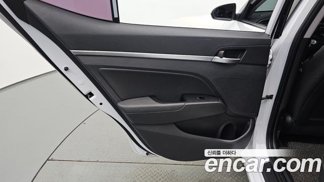 Hyundai Avante (AD) 1.6 Smart 2019 — фото 25