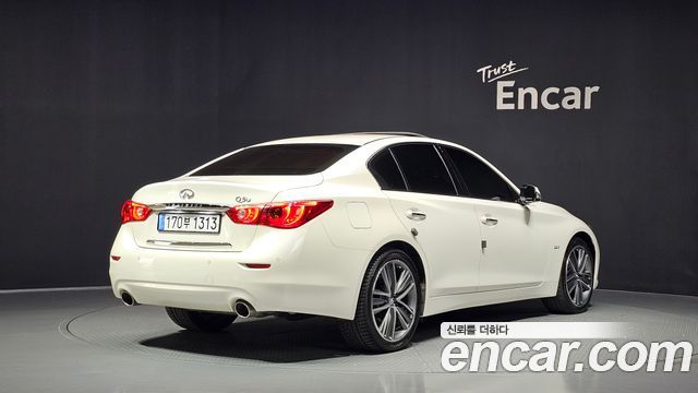 Infiniti Q50 2.2d Premium 2016 — фото 2