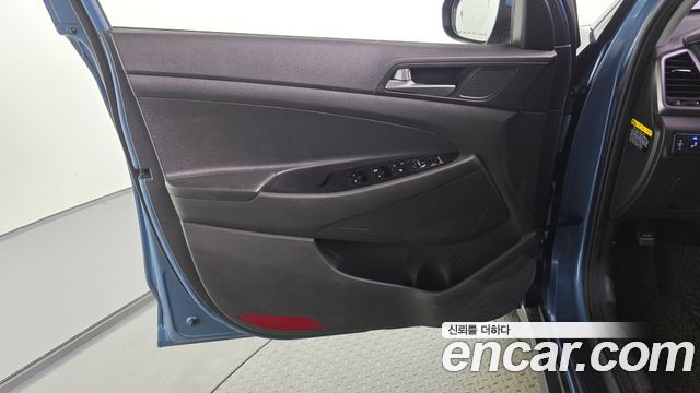 Hyundai Tucson Diesel 2.0 2WD Smart 2018 — фото 30