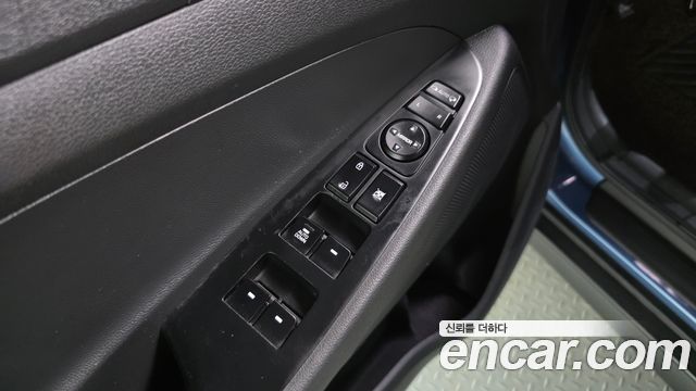 Hyundai Tucson Diesel 2.0 2WD Smart 2018 — фото 38