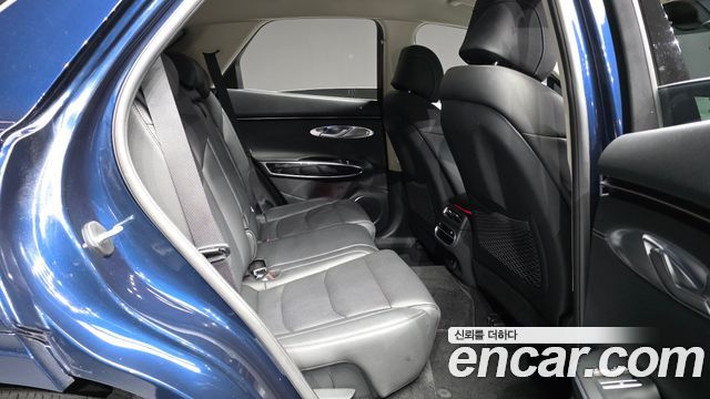 Genesis GV70 2.2 Diesel 2WD 2021 — фото 12
