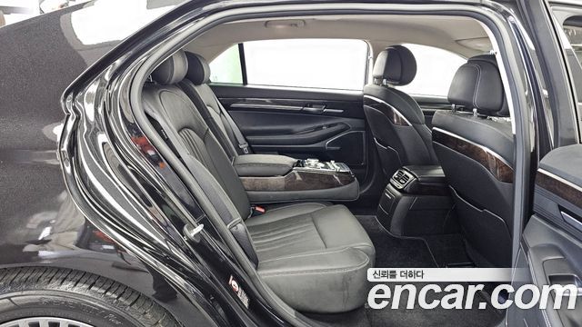 Genesis G90 3.8 AWD Luxury 2019 — фото 12