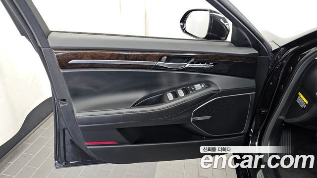 Genesis G90 3.8 AWD Luxury 2019 — фото 24