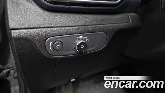 Chevrolet Bolt EUV Premier 2022 — фото 28