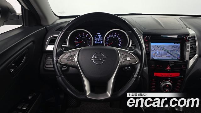 KG Mobility (SsangYong) Tivoli VX 2WD 2015 — фото 14