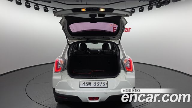 KG Mobility (SsangYong) Tivoli VX 2WD 2015 — фото 20