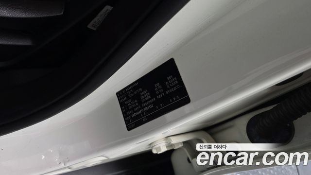 KG Mobility (SsangYong) Tivoli VX 2WD 2015 — фото 33