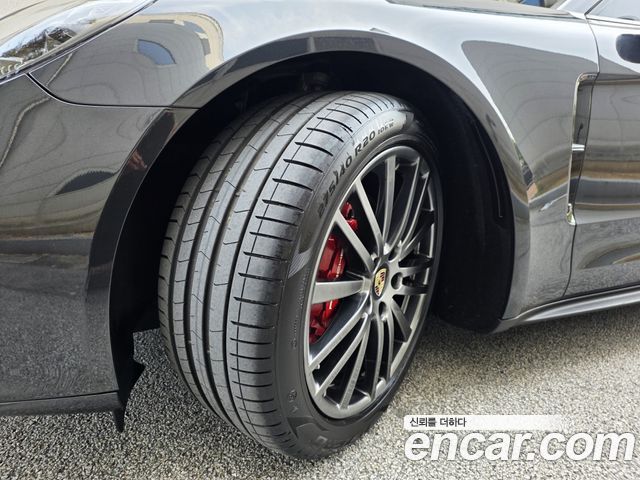 Porsche Panamera (971) 3.0 AWD 2018 — фото 5