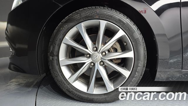 Hyundai Grandeur (HG) HG220 Diesel Premium 2016 — фото 5