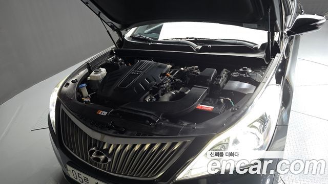 Hyundai Grandeur (HG) HG220 Diesel Premium 2016 — фото 6