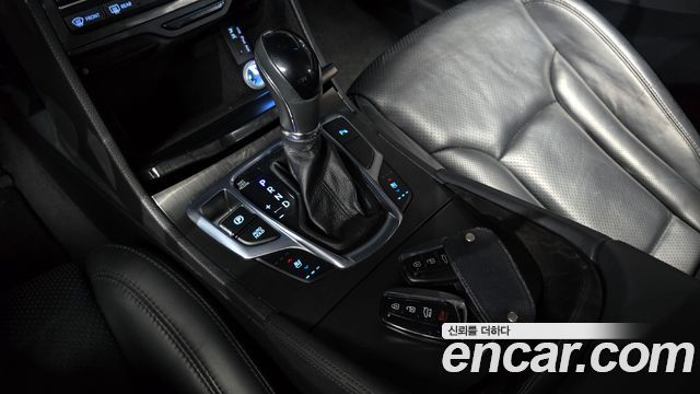 Hyundai Grandeur (HG) HG220 Diesel Premium 2016 — фото 9