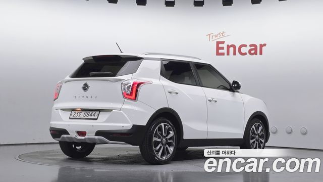 KG Mobility (SsangYong) Tivoli LX 2WD DLX 2016 — фото 2