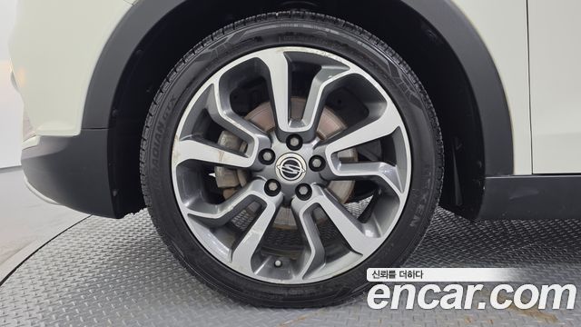 KG Mobility (SsangYong) Tivoli LX 2WD DLX 2016 — фото 5