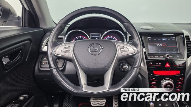 KG Mobility (SsangYong) Tivoli LX 2WD DLX 2016 — фото 14