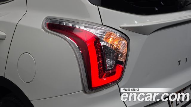 KG Mobility (SsangYong) Tivoli LX 2WD DLX 2016 — фото 23