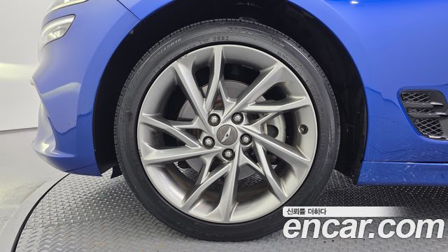 Genesis G70 Gasoline 2.0T 4WD 2023 — фото 5
