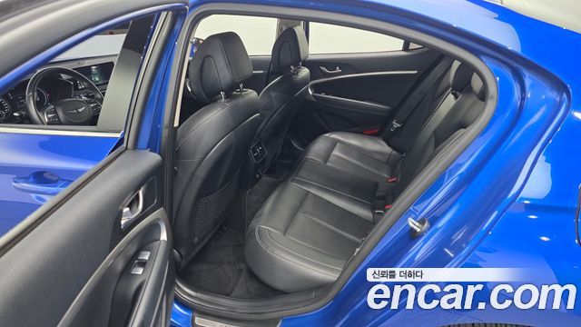 Genesis G70 Gasoline 2.0T 4WD 2023 — фото 11