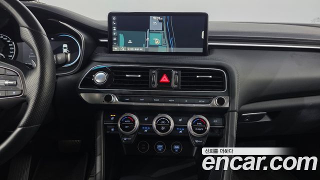 Genesis G70 Gasoline 2.0T 4WD 2023 — фото 16